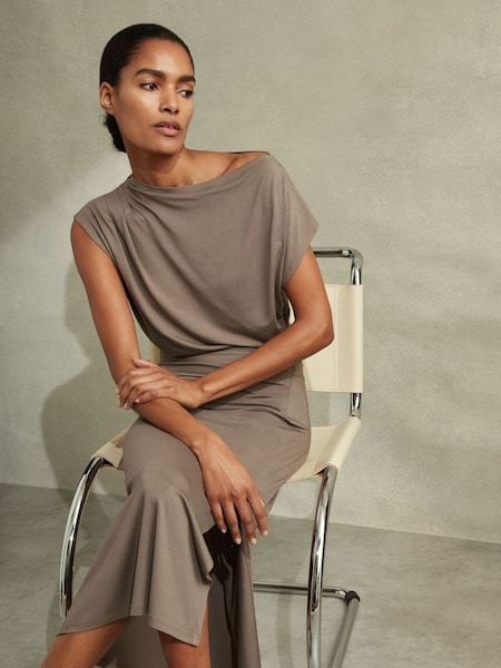 Ruched Jersey Midi Dress in Mocha (B00255) | £58